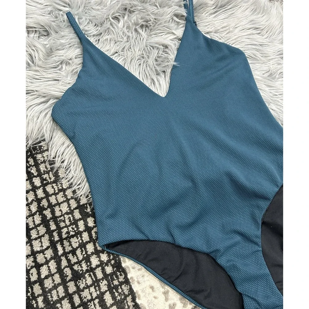 LEITH Solid Teal Textured Plunge Halter One-Piece Swimsuit Size Large‎ ($68)